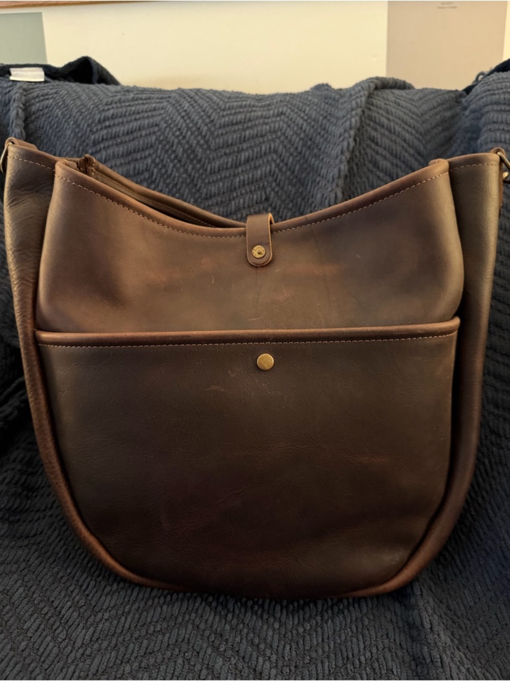 Go Forth Goods Large Celeste ~Mocha 
Dark hide-very smooth - Picture 2 of 11
